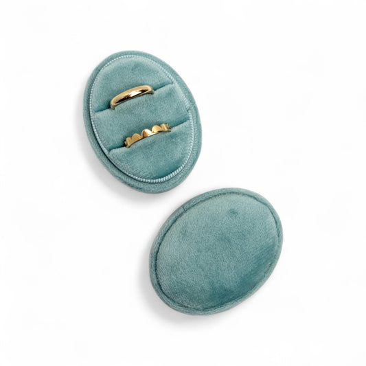 Oval Velvet Ring Box - Double
