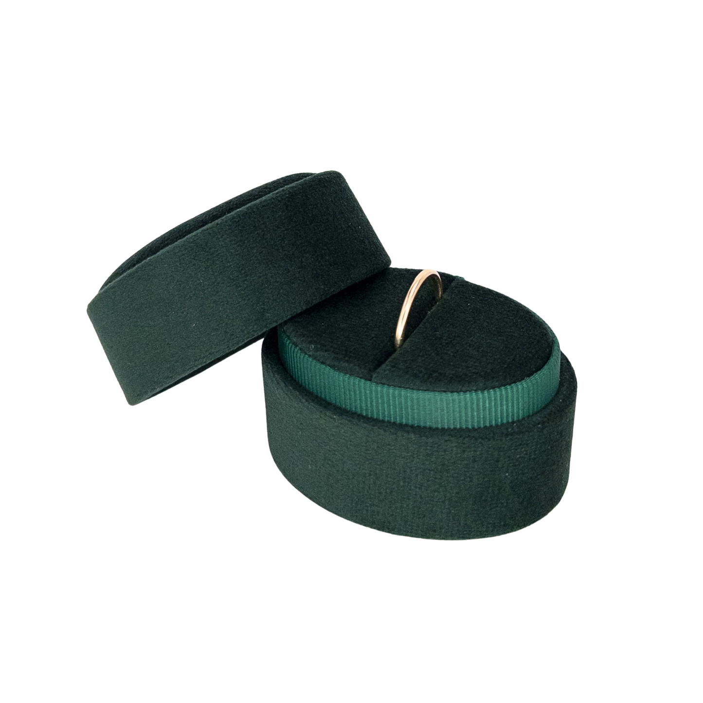 Oval Velvet Single Ring Box