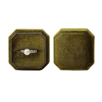 Moss Green Velvet Single Ring Box with Lid