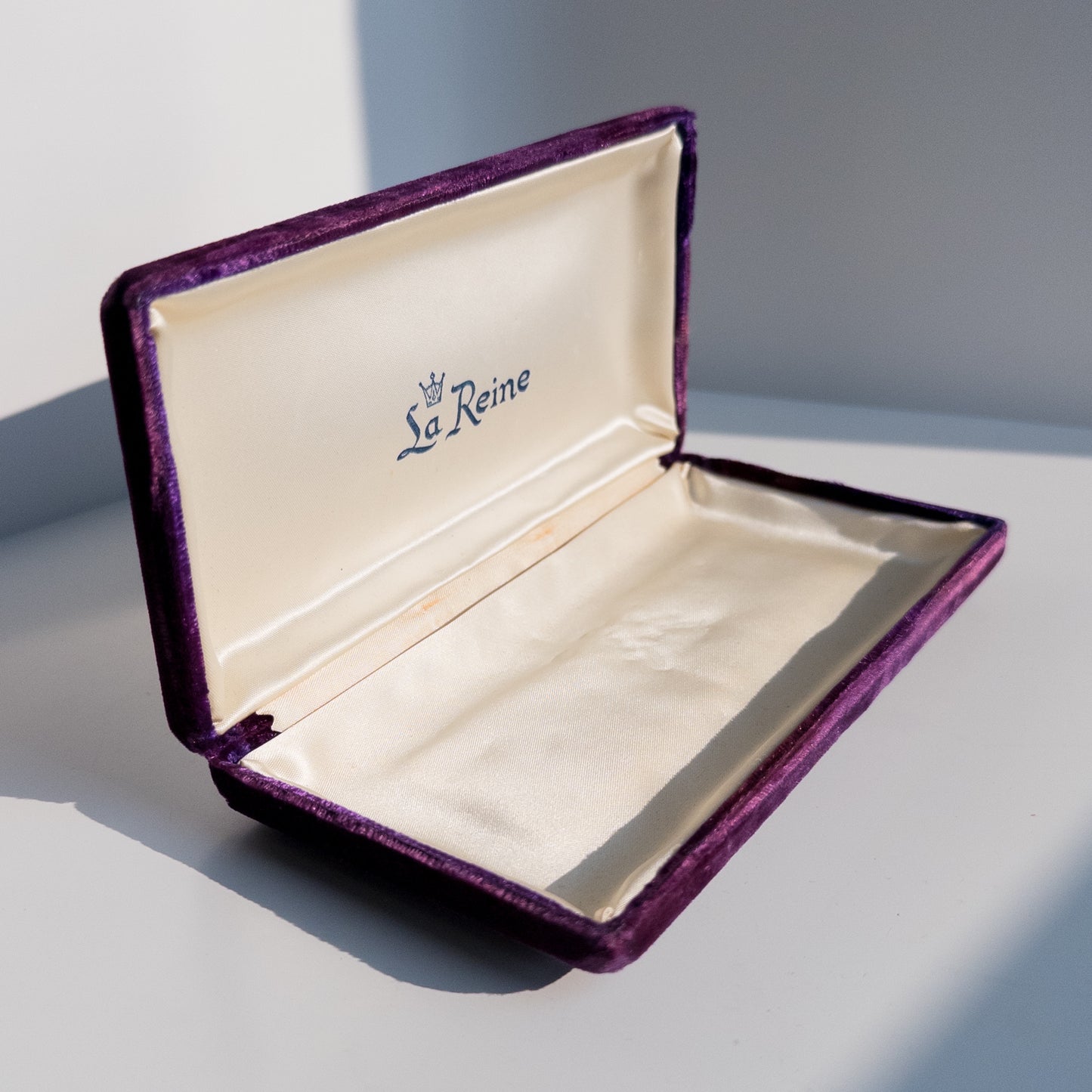 Antique Purple Velvet Pearl Box