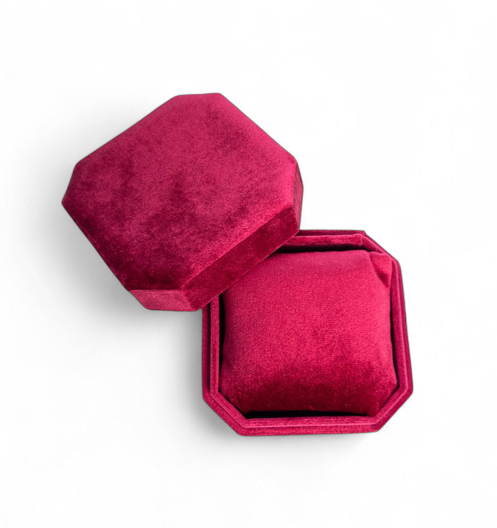 Cut Corner Square Bracelet Box with Pillow