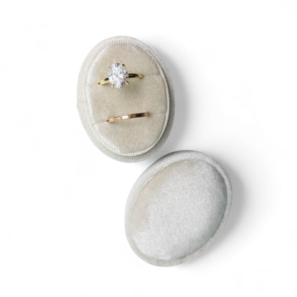 Oval Velvet Ring Box - Double