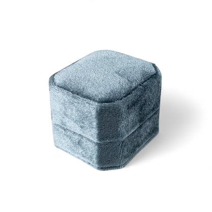 Cut Corner Hinge Velvet Single Ring Box